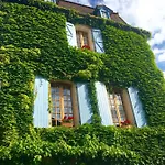 Bed & Breakfast Le 7 Des Tonneliers 4*