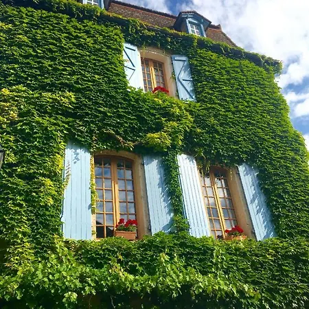 Bed and Breakfast Le 7 Des Tonneliers 4*