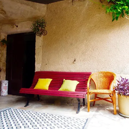 Le 7 Des Tonneliers Bed and Breakfast 4*