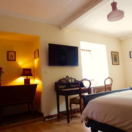 Bed & Breakfast Le 7 Des Tonneliers 4*